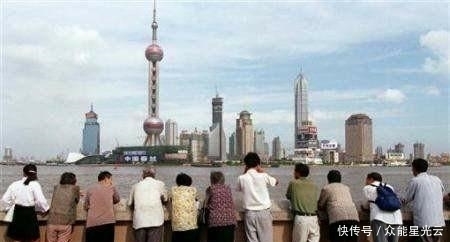 「图为北京」1996年中国老照片： 图4现在已经绝迹、图8是当时的有钱人