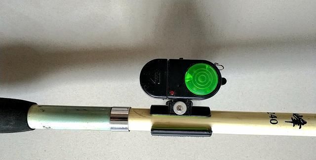  传统报警■探寻最佳中鱼信号：传统和电子报警器，到底哪个钓鱼更好用？