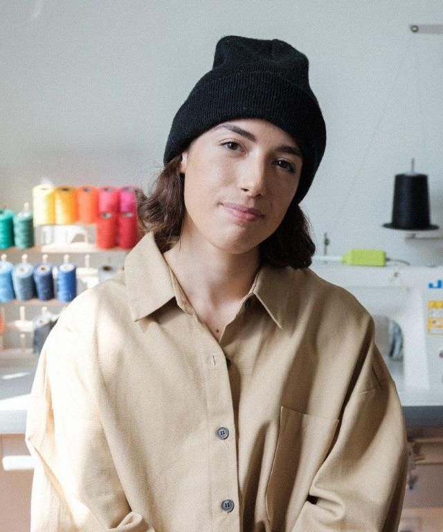  「作品」把篮球变拖鞋的鬼才，居然是个高颜值的宝藏女孩