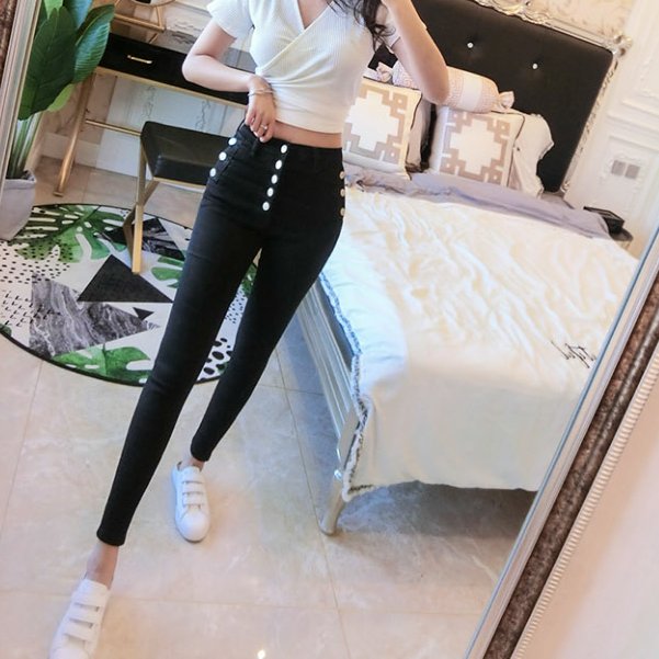 美不美看哪里?看大腿!这样穿显高又显瘦