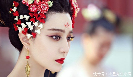 面部纹身,有一种我们可能都接受不了的惊艳