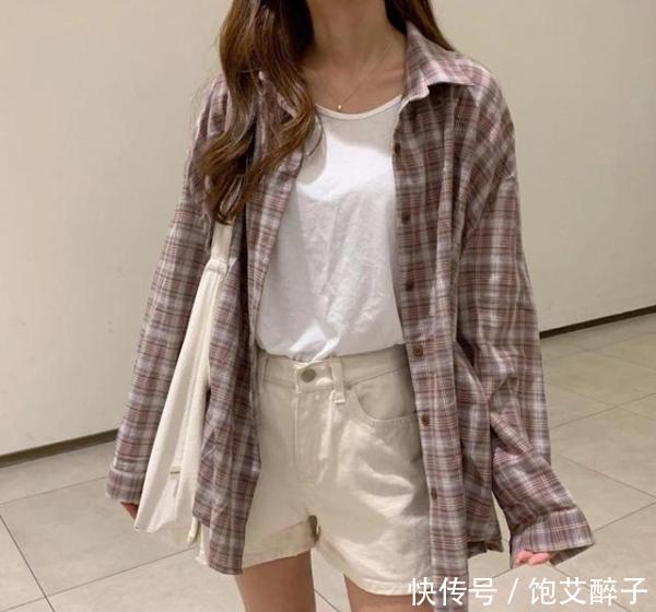  「感觉」衬衫外套加上t恤，迷人又有淑女范