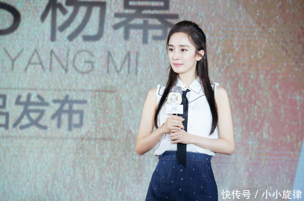 杨幂的发际线终于回来了，扎起头发的她，简直就是换了一张脸！