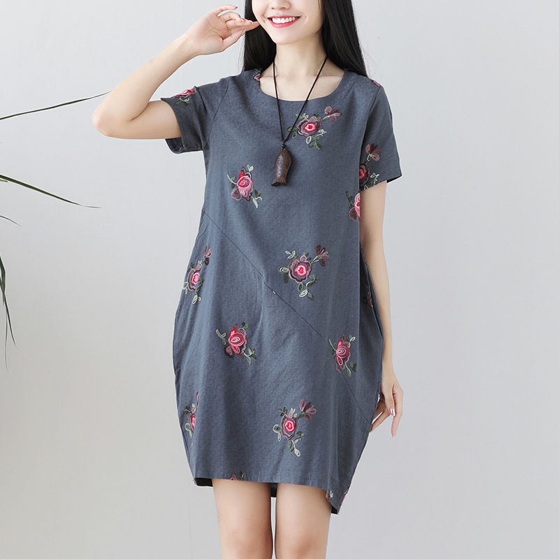 哇塞,太美了!头一次见那么好看的减龄裙,7080穿上似大姑娘