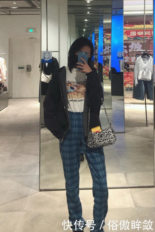  [火遍]“港味”穿搭凭什么火遍时尚圈？看看潮人的穿搭效果吧，这谁不爱