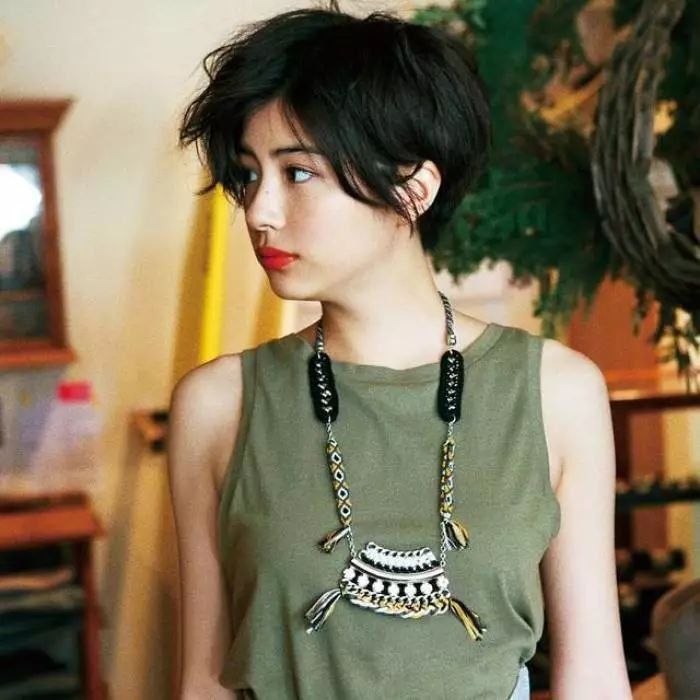 发型|最适合圆脸大脸的显瘦发型,不要再纠结留长还是剪短发啦!