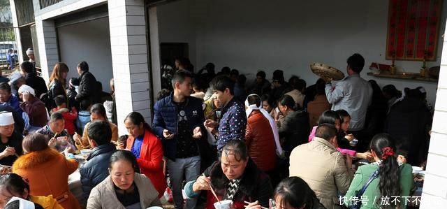 国家严查农村办酒席了，办这些酒席的农民注意，你违规了！