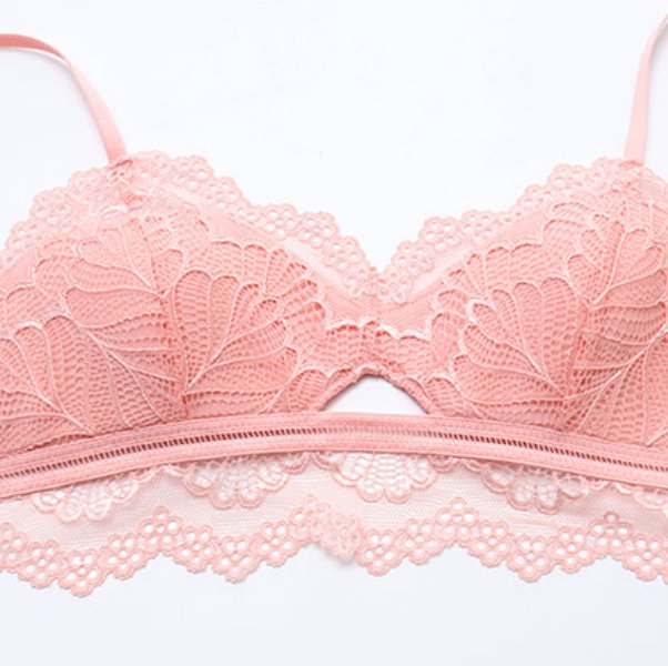 女人身材丰满，就要穿透点，前凸后翘超吸睛，魅惑女人味挡不住