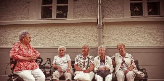 凭什么！同样22年社保，别人拿6000，我却少一半？