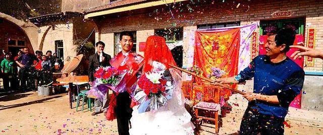  烦恼：农村五十六十多岁的老人，最担心的不是养老。 这才是最大