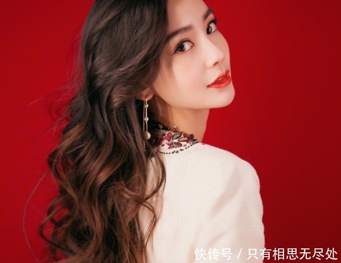  『施华洛世奇』穿的好看不如戴的好看？女明星全靠它吸睛，不信你试试