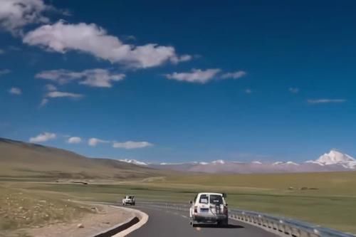 为什么西藏无人区，夜晚不要住在车内？说出来吓一跳