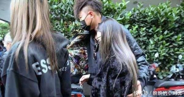 高以翔和她女友照片