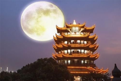  「唯一」我国唯一一座整体搬迁的省会，如今是特大城市，有望升