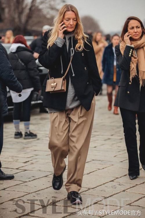 是时候用卡其色的仪式感来迎接秋天了！