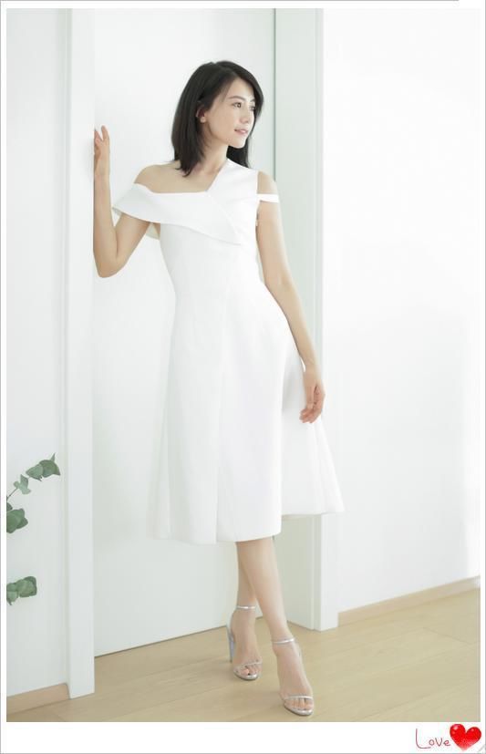 高圆圆换个发型，就38岁嫩回18岁，赵又廷上辈子修了什么福哦!