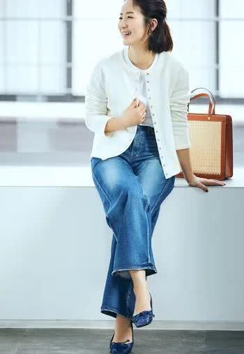 『伊藤真知』他们的基础款也不一般 每一件都能穿很多年