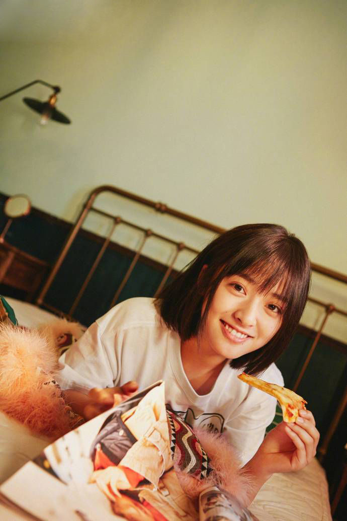 沈月俏皮可爱时尚大片写真图片