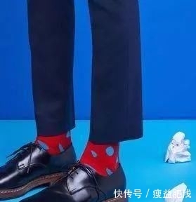 单品■让人欲罢不能的彩色单品,你穿对了吗?