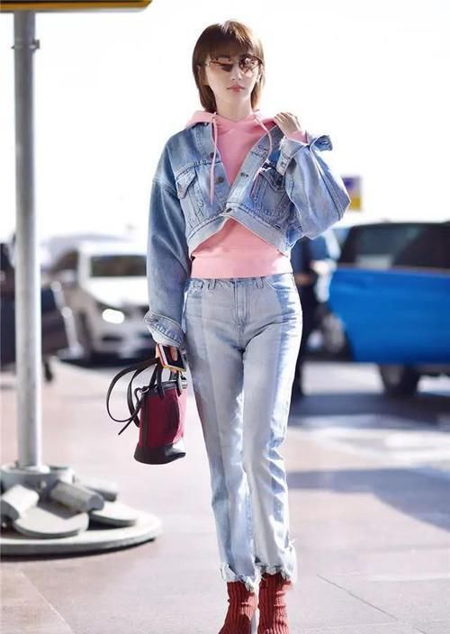  「春天」女生春天穿卫衣，一定要避开的“3种”款式，寒酸没档次很难看