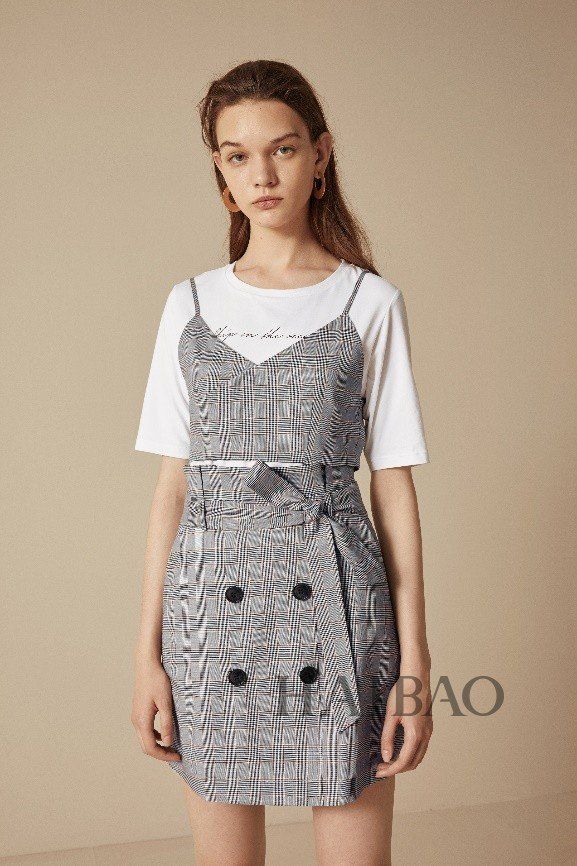 Eifini伊芙丽发布2018秋冬系列: 以“Power Dressing”为主题，80