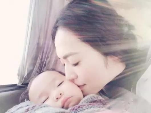  「女强人」41岁姚晨人生开挂了，不畏惧将来，网友心目中女强人