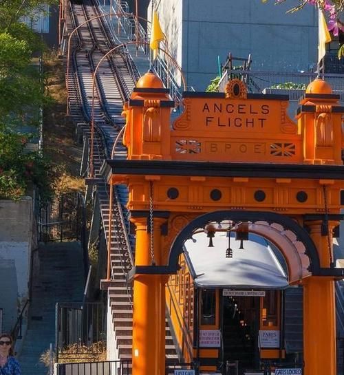 世界上最短的火车铁路：全长只有99米，单程总时间只有一分多钟！