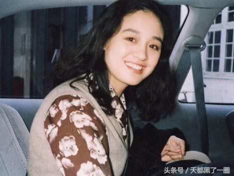 因大胆出镜载入史册，丈夫听信谣言被迫离婚，如今陈佩斯重视她