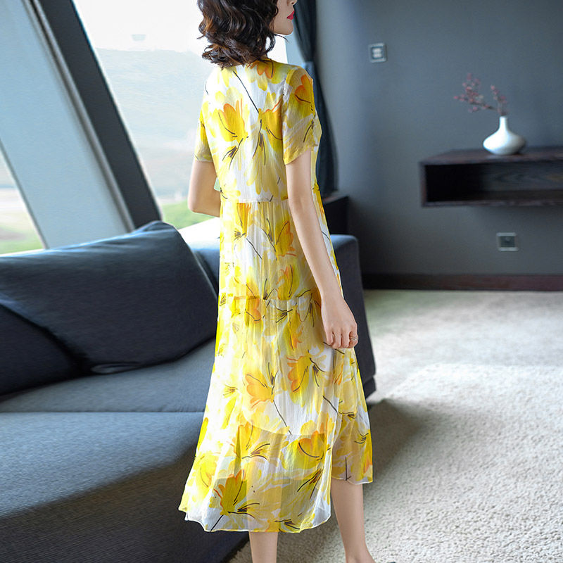 45岁老婆，偷偷买了8条仙女裙，上身嫩美减龄，看得人眼睛都直