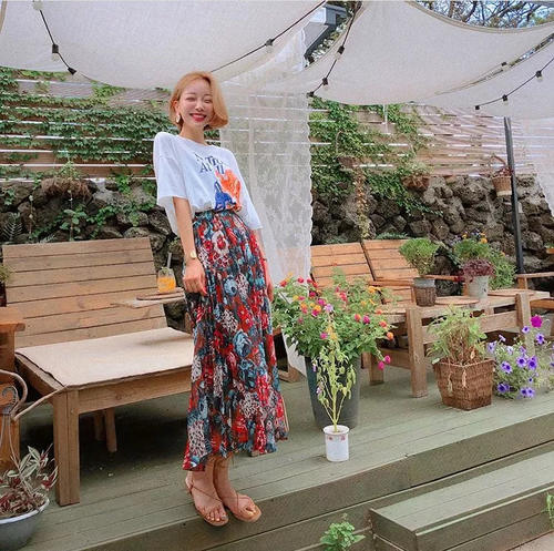 短发韩国小姐姐告诉你：穿衣搭配原来要掌握这些技巧