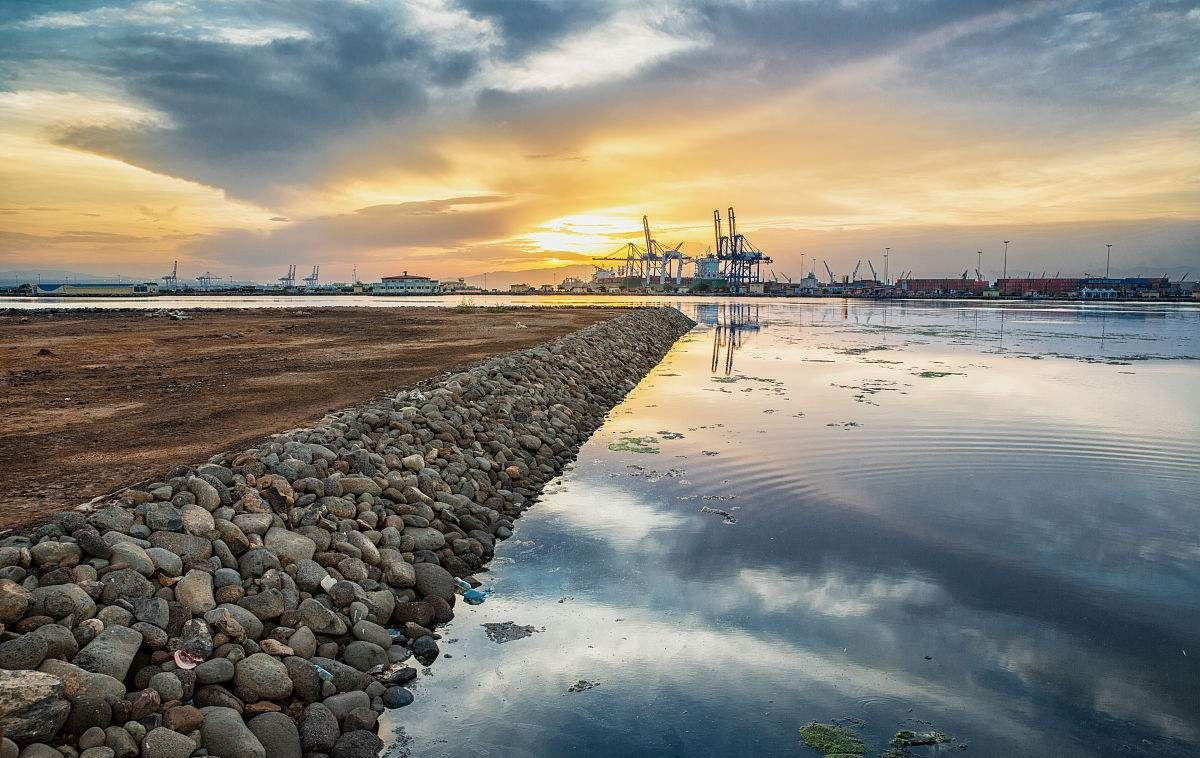 世界最随便国家：9国在此设军事基地，外国军队比本国军队多28倍