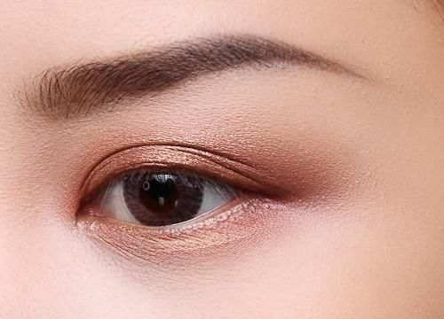  『色眼影』日常妆眼影怎么画 新手画眼影的步骤图片