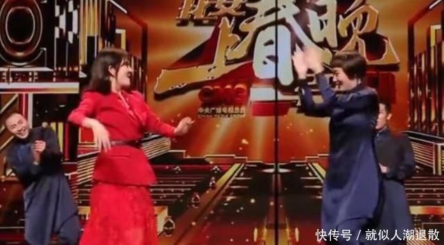 董卿主持中央电视台