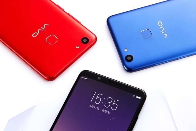 回顾:vivo的这款千元机,75项黑科技加持,可与魅