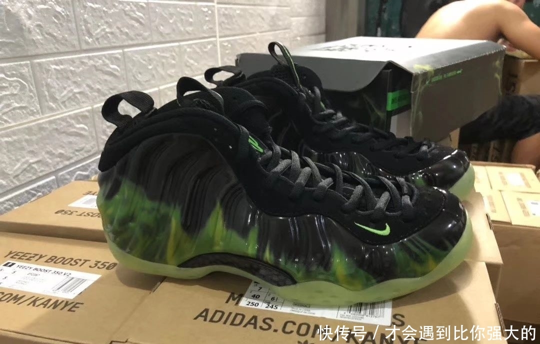  『喷泡』NIKE亲儿子操刀设计的喷泡“通灵男孩”纯原开箱实测