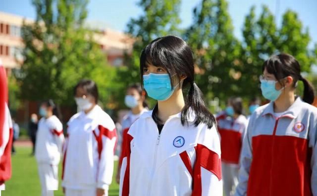  [亲爱的同学]有一种温暖，叫久别重逢｜人开初三学子开学啦！