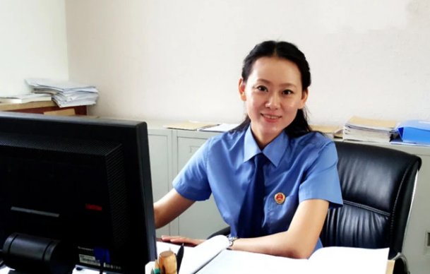 为什么很多人不考市区公务员，反而考乡镇公务员？怎么回事