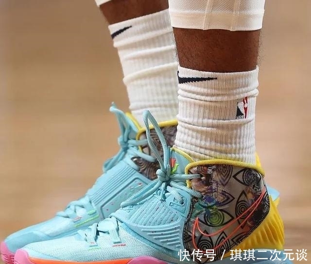 『球员』NBA球员上脚:欧文这赛季穿的球鞋,这些配色很有纪念意义!