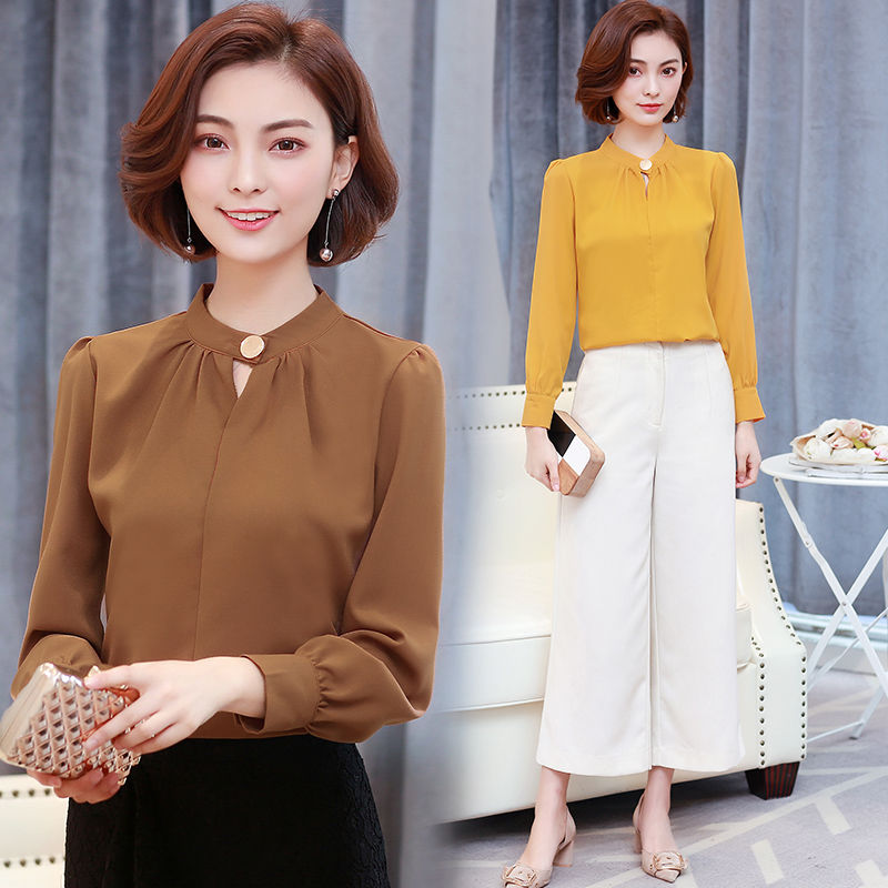 女人40也别老穿太土的衣服,看看这些小衫吧!穿上美一个秋天