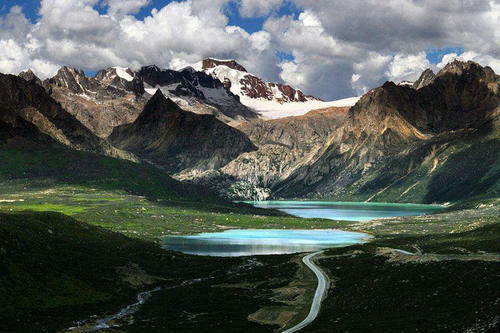 川藏线上的老司机，为何都会向窗外丢一根烟，看完之后令人叹息