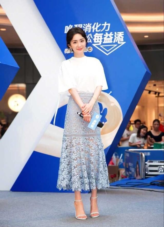 你没有看错！生过孩子的杨幂气质竟比“国际超模”还要好！