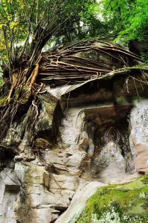 家底厚底气足!成都这座小城比敦煌还要辉煌，却低调得令人心疼!