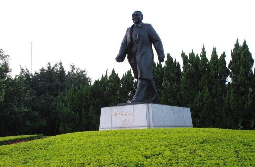 40年前一举动没人理解，40年后中国受到世界肯定，看后记得谦虚