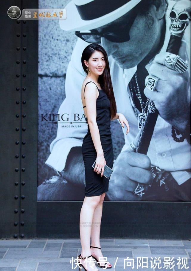 街拍：图2真想做她的学生，图4大家绝对喜欢，图6让我心动