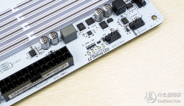 装机 篇一:纯白主机装机-Fractal Design Define R5白金版装机