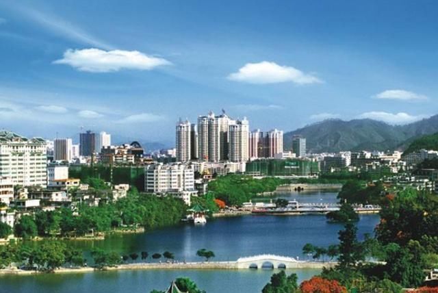 最奇怪的省份，南方人认为它是北方的，北方人认为是南方的