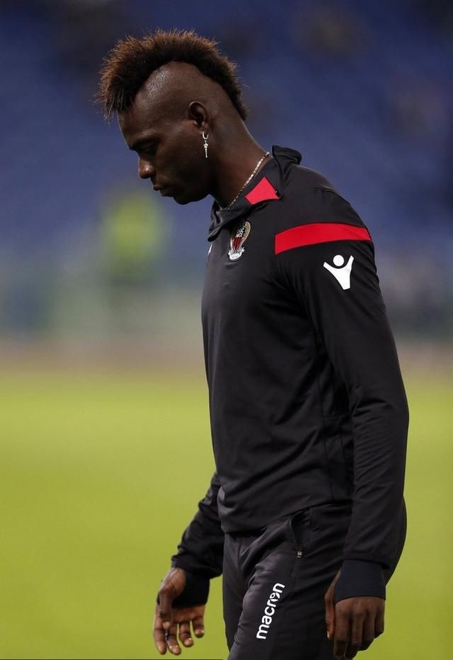 巴神又犯浑!辱骂裁判难逃禁赛,法甲生涯提前结