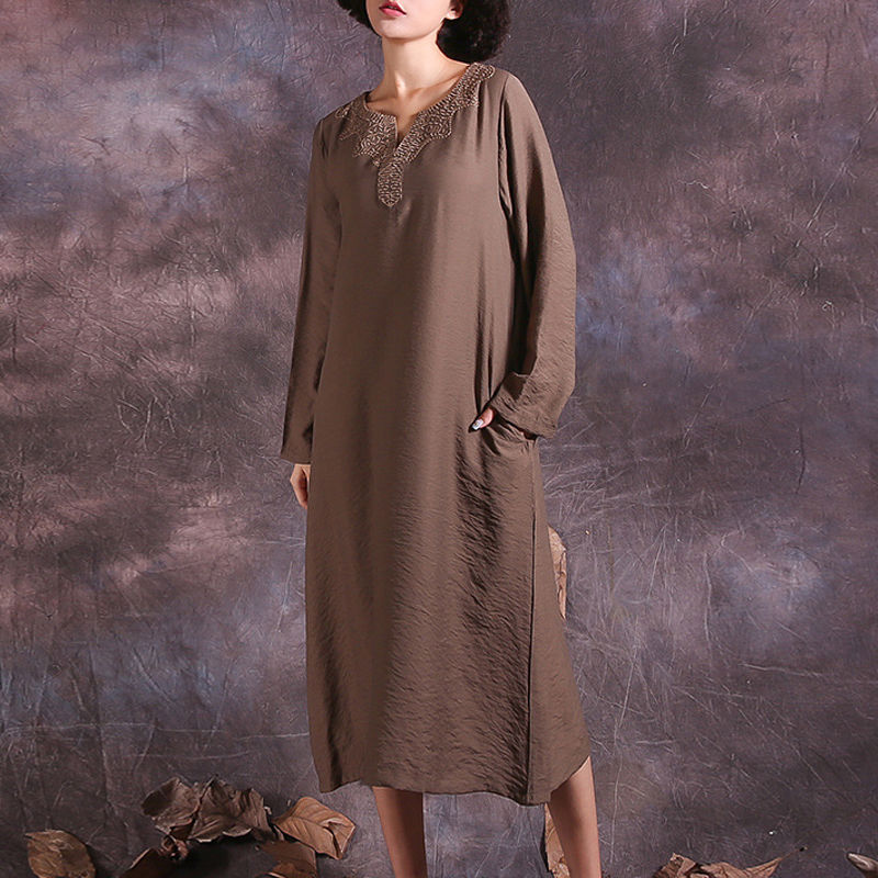 老婆把阔腿裤扔了，换上时下流行的棉麻裙，还别说，真的挺美