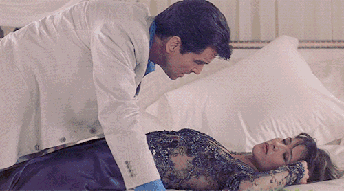 法式蕾丝无痕超透气内衣，穿上它，再美的风景也不及你