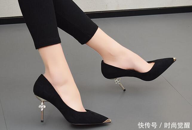 细脚尖头高跟鞋,凸显女性气质,展示高贵优雅的女神形象!